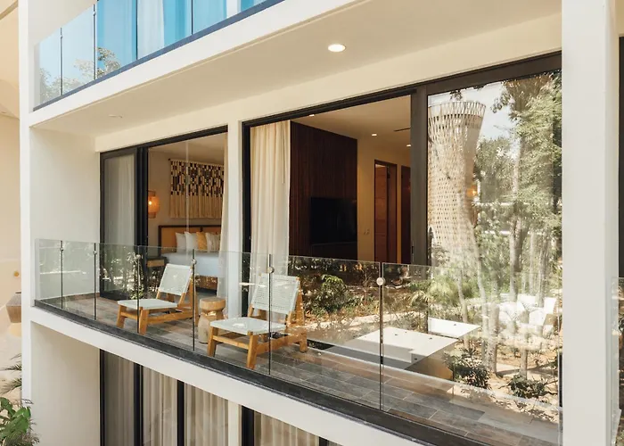 101 Park By Lumina Apartment *
